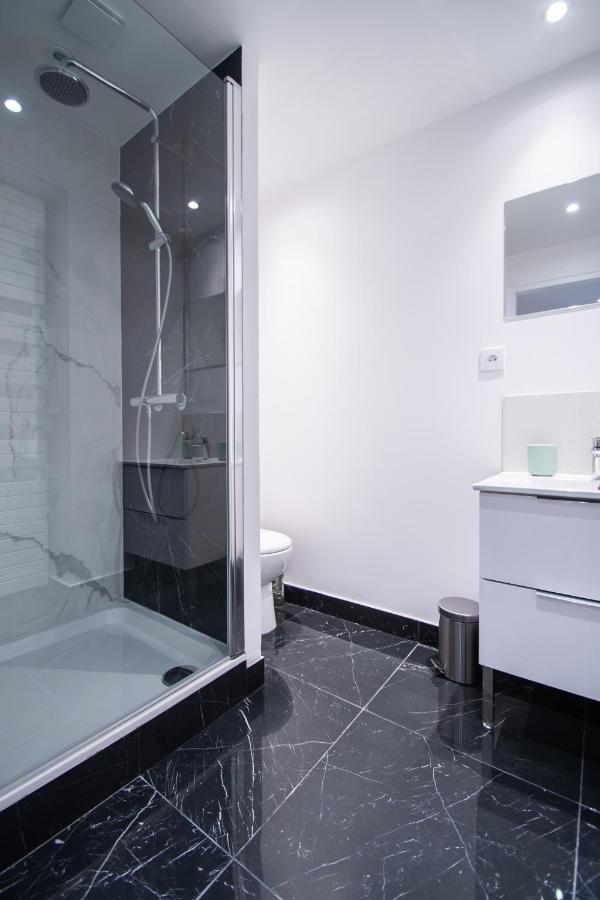 Luxury Flat- Eiffel Tower Aparthotel Paris Luaran gambar