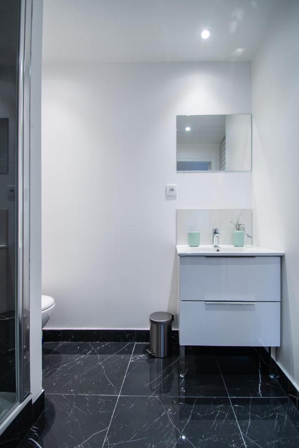Luxury Flat- Eiffel Tower Aparthotel Paris Luaran gambar